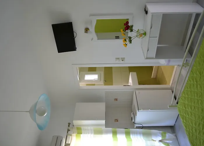 克里马塔利亚公寓 *